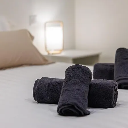 Charming 3-room Old 公寓 昂蒂布