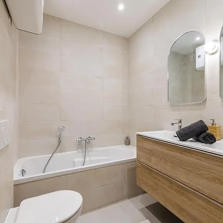 Daire Charming 3-room Old