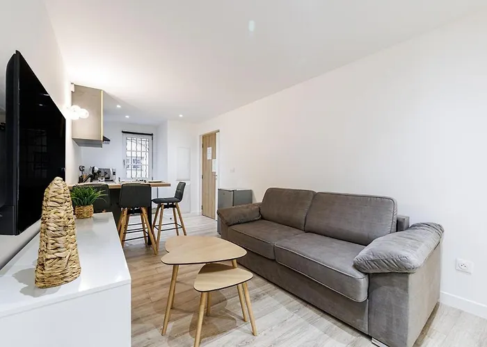 Charming 3-room Old אנטיב